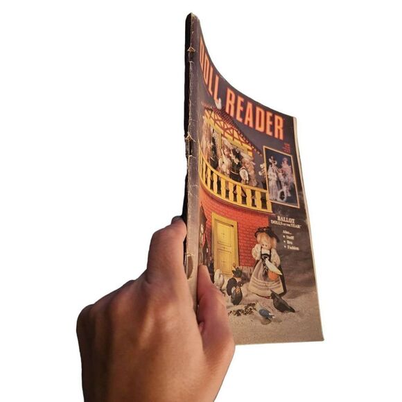 Doll reader aug/Sept 1985 - Picture 4 of 6